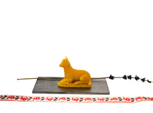 Charger l&#39;image dans la galerie, Bougie mouton de Pâques
