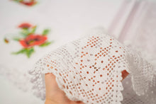 Cargar imagen en el visor de la galería, Bandeau traditionnel de mariage moldave
